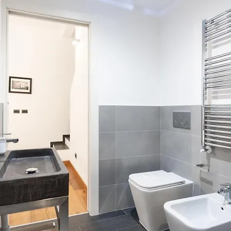 Design I Steps From Fair & Metro