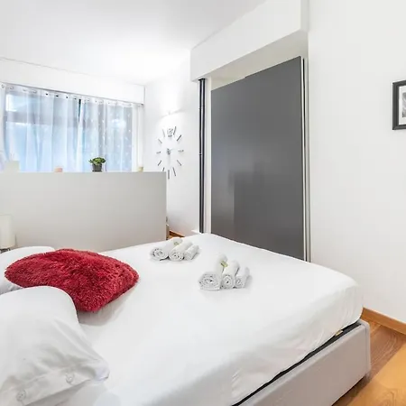 Design I Steps From Fair & Metro Apartament *
