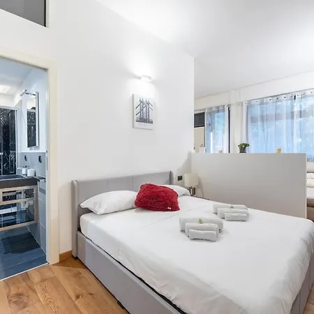 Design I Steps From Fair & Metro Lejlighed *